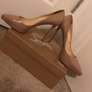 Nice comfy sexy Louboutin heels